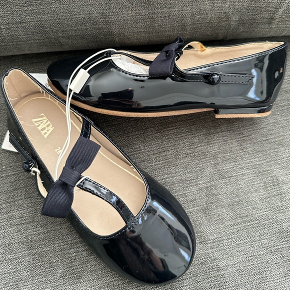 NWT ZARA Patten Leather Shoes - Picture 2 of 4